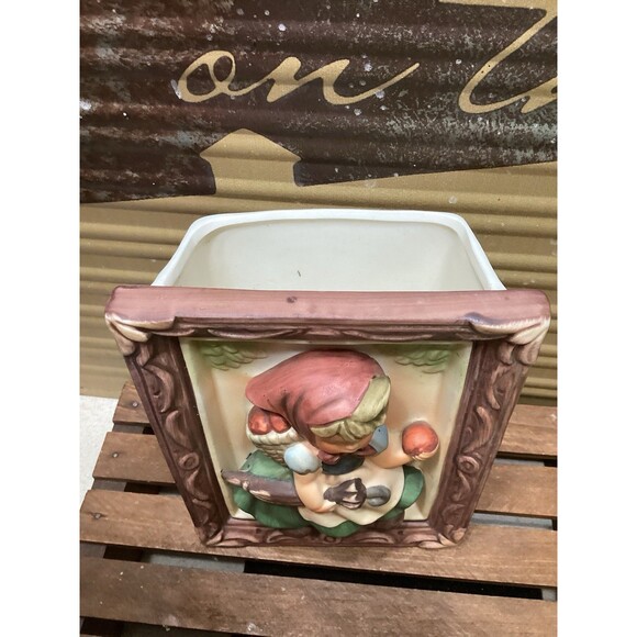 Sanmyro Japan Vntage Porcelain Decorative Planter Apple Girl With Umbrella - Picture 5 of 11